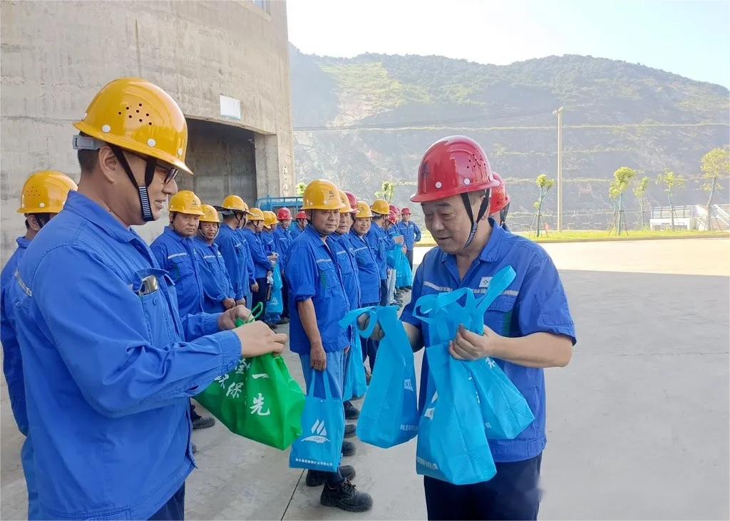 狼人无码精华av午夜精品