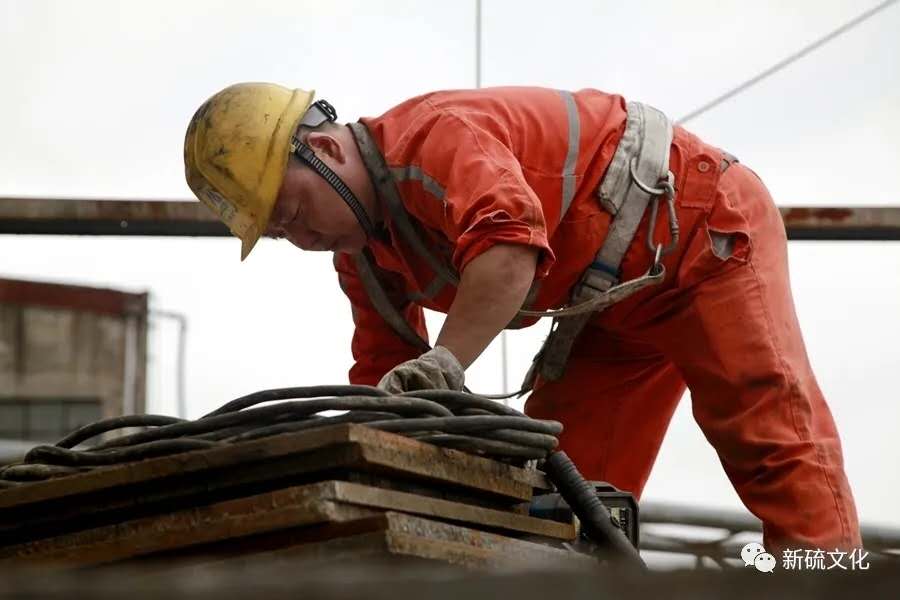 狼人无码精华av午夜精品